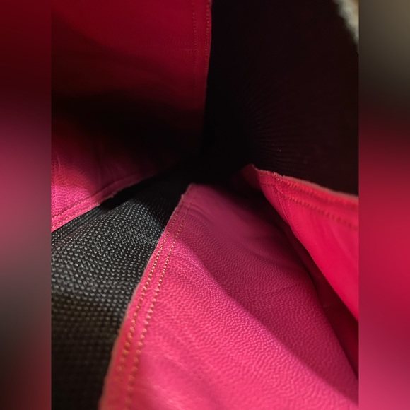 FREE LANCE PARIS BURGUNDY CROC EMBOSSED LEATHER SIDE ELASTIC TALL BOOTS - Picture 12 of 16